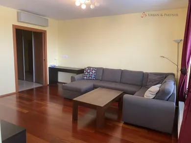 Na prenájom 5-izbový byt, 140 m², Bratislava-Karlova Ves, Staré grunty