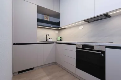 Na prenájom 2-izbový byt, 45 m², Bratislava-Staré Mesto, Bottova