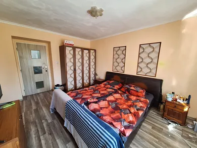 Na predaj 3-izbový byt, 73 m², Komárno, Ul. E. B. Lukáča
