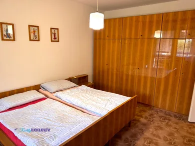 Na prenájom 3-izbový byt, 73 m², Lučenec, Ulica Továrenská