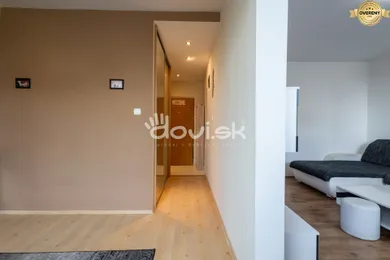 Na predaj 1-izbový byt, 38 m², Michalovce, Okružná