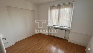 Na prenájom komerčné, 16 m², Poprad