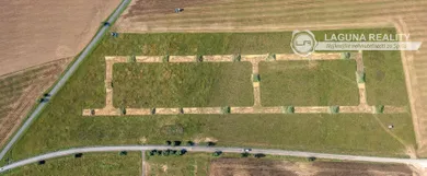 Na predaj pozemok, 800 m², Poprad