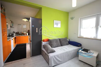 Na predaj 3-izbový byt, 65 m²