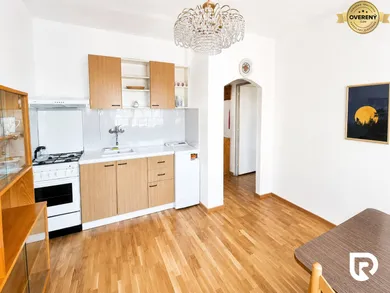 Byty na prenájom 1-izbový, Žilina · €410