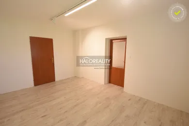 Na prenájom dom, 220 m², Nová Baňa