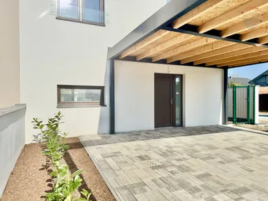 Na predaj 5-izbový dom, 105 m², Dunajská Streda, Družstevná