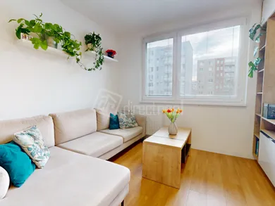 Na predaj 2-izbový byt, 37 m², Sereď, Novomestská