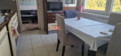 Na predaj 3-izbový byt, 78 m², Nové Zámky
