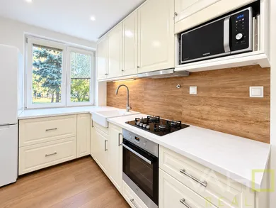 Na predaj 2-izbový byt, 59 m², Trnava, Študentská