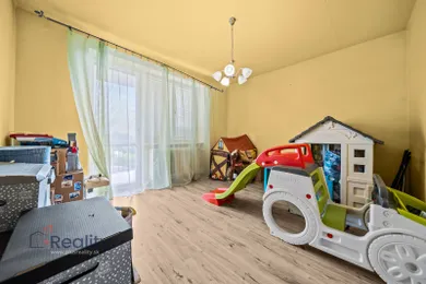 Na predaj 4-izbový dom, 304 m², Kútniky, Hlavná