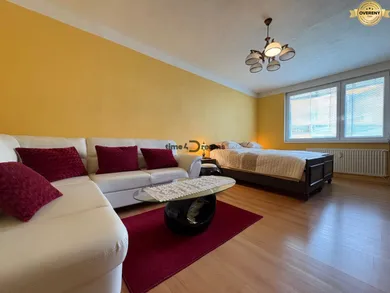 Mieszkania na sprzedaż, 2-pokojowe, Levice · €135 000
