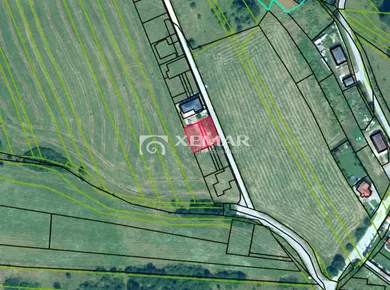 Na predaj pozemok, 561 m², Breziny