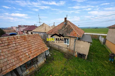 Na predaj 3-izbový dom, 105 m², Bešeňov