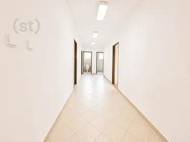Na prenájom komerčné, 14 m², Topoľčany, Streďanská