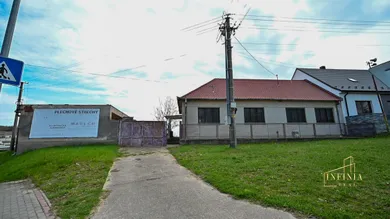 Domy na sprzedaż, Dvorníky · €143 000
