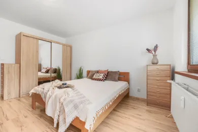 Na predaj byt v Bratislava-Karlova Ves · €189 990 · Dokončené
