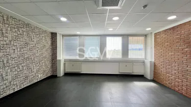 Na predaj komerčné, 274 m², Bratislava-Ružinov, Pestovateľská