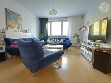 Na predaj 3-izbový byt, 64 m², Handlová