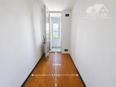 Na predaj 3-izbový byt, 84 m², Lučenec, Námestie republiky
