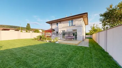 Na predaj 5-izbový dom, 127 m², Limbach, Záhradná 85