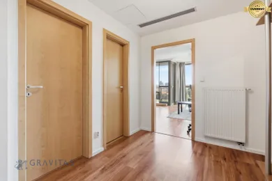 Na predaj 2-izbový byt, 53 m², Bratislava-Petržalka, Kopčianska