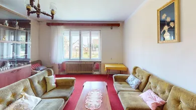 Na predaj 5-izbový dom, 250 m², Nitrianske Pravno, Žltá