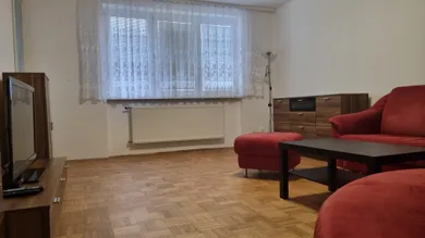 Na prenájom 2-izbový byt, 65 m², Piešťany, Kollárova