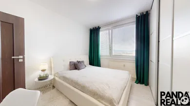 Na predaj 3-izbový byt, 76 m², Nitra