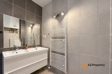 Na prenájom 3-izbový byt, 75 m², Bratislava-Ružinov, Trenčianska