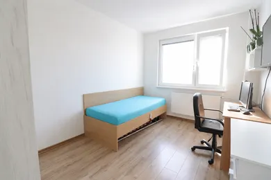 Na predaj 3-izbový byt, 64 m², Dubnica nad Váhom, Pod Hájom