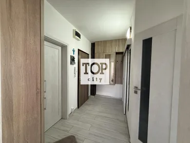 Na predaj 3-izbový byt, 58 m², Poprad, -