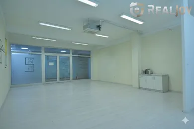 Na prenájom komerčné, 73 m², Topoľčany