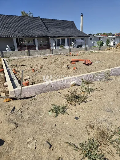 Na predaj dom, 94 m², Vráble