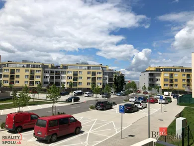 Квартиры на продажу, 1-комнатные, Bratislava-Devínska Nová Ves · €166 000
