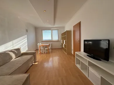 Na predaj 3-izbový byt, 72 m², Bratislava-Podunajské Biskupice