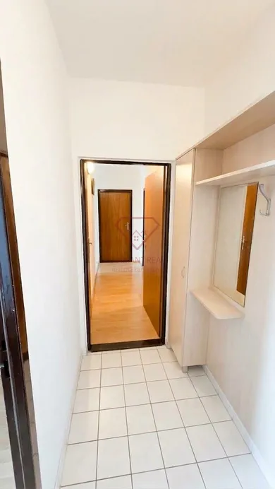 Na prenájom 3-izbový byt, 74 m², Šaľa, Dolná