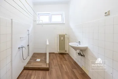 Na predaj 3-izbový byt, 80 m², Banská Bystrica