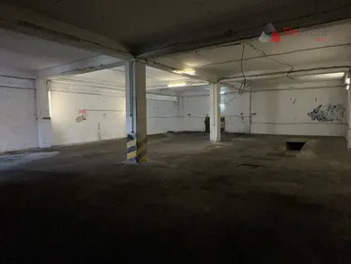 Na prenájom komerčné, 240 m², Bratislava-Rača, Púchovská