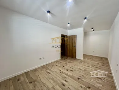 Na predaj 4-izbový dom, 128 m², Kráľová pri Senci, Hlavná