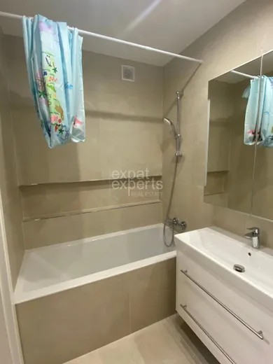 Na prenájom 3-izbový byt, 95 m², Bratislava-Ružinov, Jégého