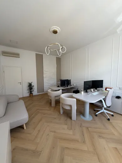 Na prenájom komerčné v Bratislava-Staré Mesto · €500 · Dokončené