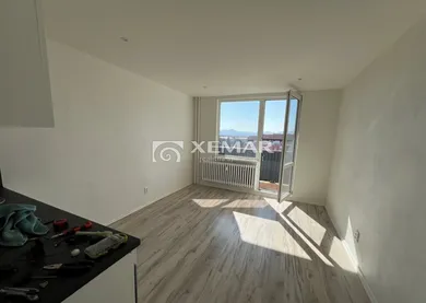 Mieszkania na sprzedaż, 1-pokojowe, Žiar nad Hronom · €45 000