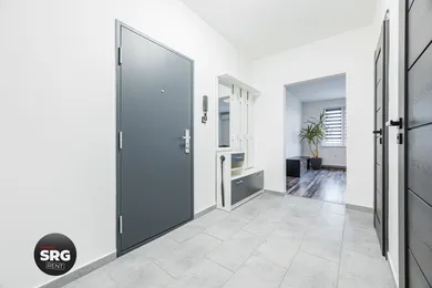 Na prenájom 3-izbový byt, 61 m², Nové Zámky, Gúgska