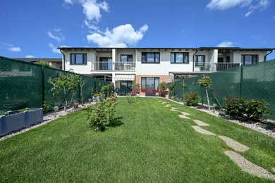 Eladó lakások, 2-szobás, Senec · €179 500