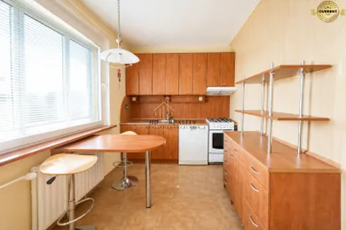 Квартири на продаж, 3-кімнатні, Zvolen · €155 990