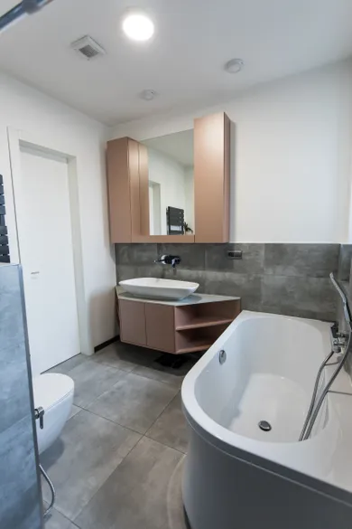 Na prenájom 3-izbový byt, 80 m², Košice-Staré Mesto, Hrnčiarska