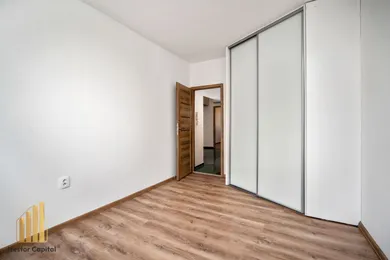 Na predaj 3-izbový byt, 61 m², Bratislava-Vrakuňa, Rajecká