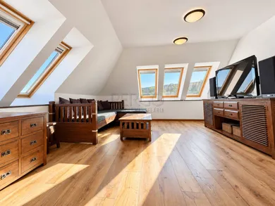 Na prenájom 3-izbový byt, 140 m², Bratislava-Staré Mesto, Palisády