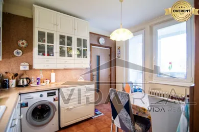 Na predaj 3-izbový byt, 65 m², Bratislava-Dúbravka, Lipského
